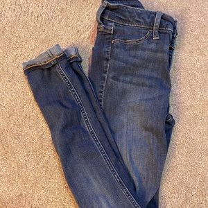 Juniors girls Hollister jeans